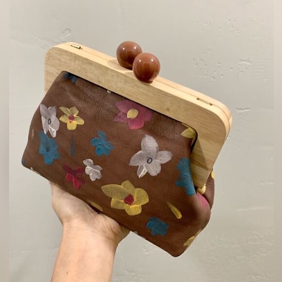 Genuine Leather Hand Painted Floral, Wooden Frame Bag/Crossbody & Small Purse - Picture 13 of 16